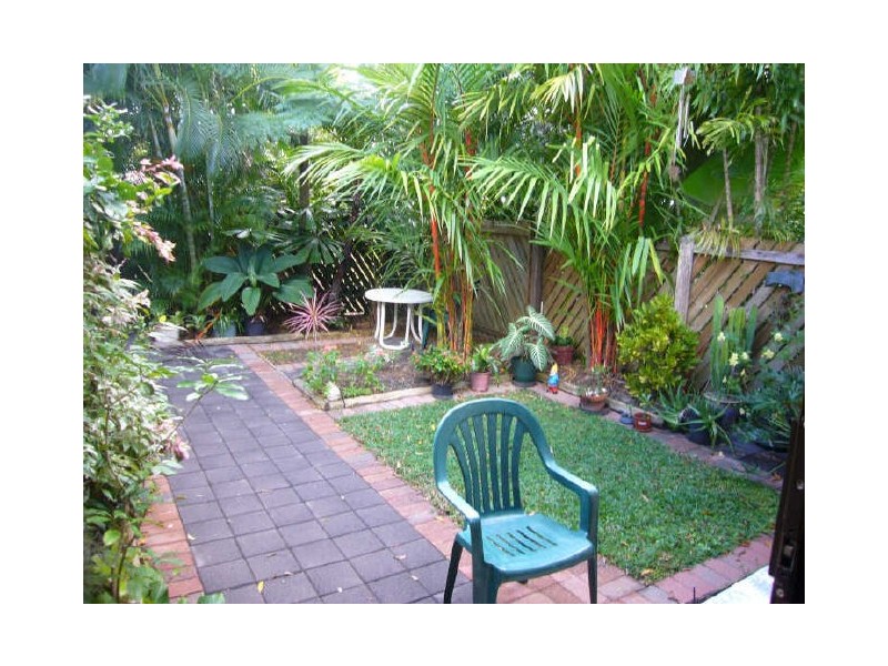 1/21 Best Street, Yorkeys Knob QLD 4878