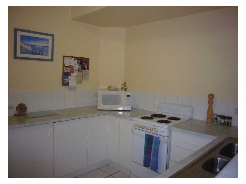 2/100 Cunningham St, Yorkeys Knob QLD 4878