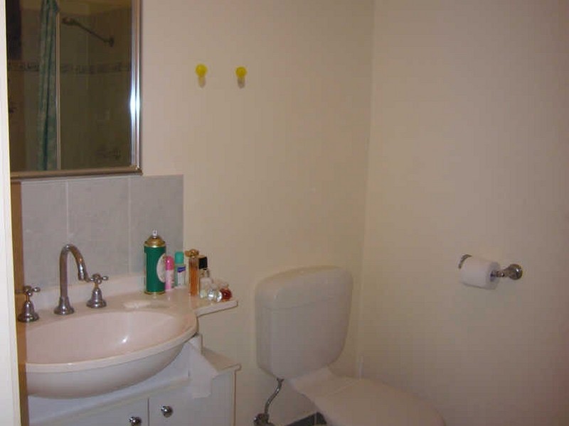 2/100 Cunningham St, Yorkeys Knob QLD 4878