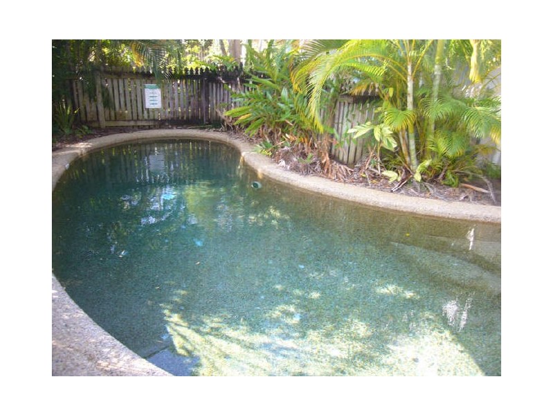 2/528 Varley Street, Yorkeys Knob QLD 4878