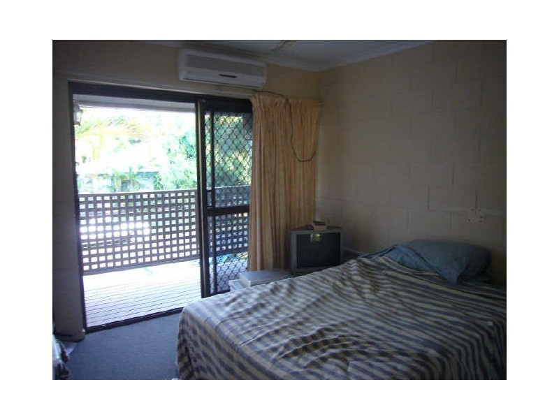 4/493 Varley Street, Yorkeys Knob QLD 4878