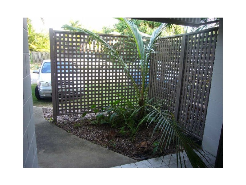 4/493 Varley Street, Yorkeys Knob QLD 4878