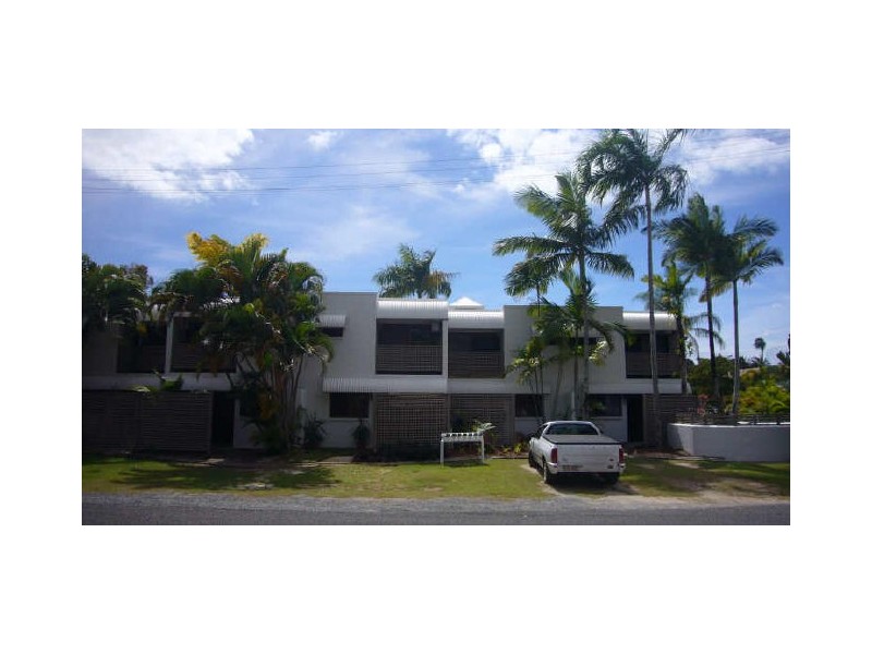 4/493 Varley Street, Yorkeys Knob QLD 4878