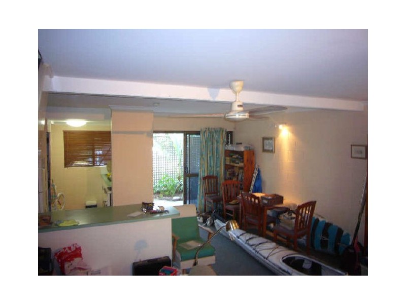 4/493 Varley Street, Yorkeys Knob QLD 4878