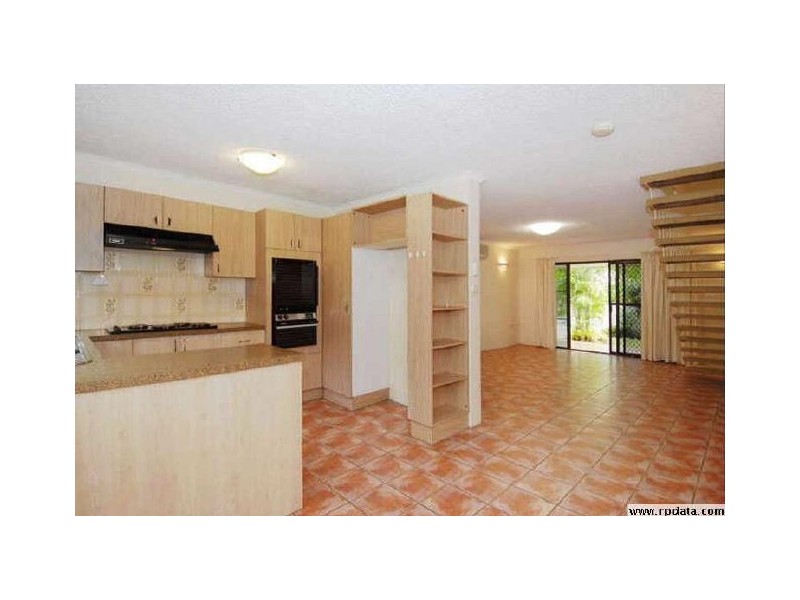 4/16 Deauville, Yorkeys Knob QLD 4878