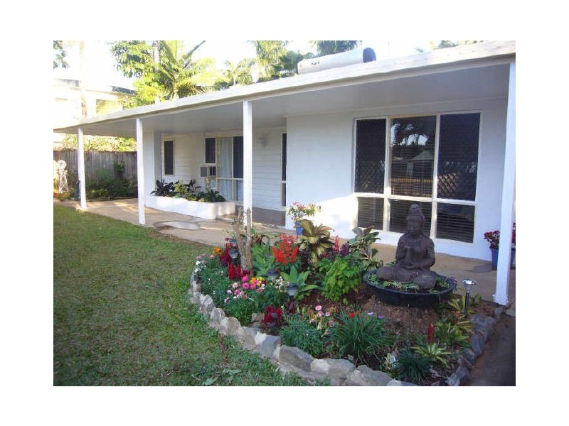 13 Stanton Road, Smithfield QLD 4878