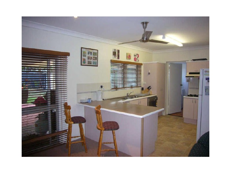 13 Stanton Road, Smithfield QLD 4878