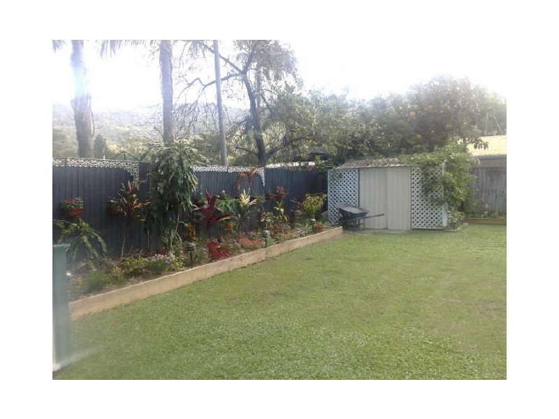 13 Stanton Road, Smithfield QLD 4878