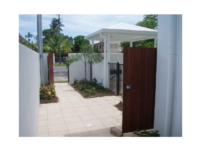 102/497 Varley Street, Yorkeys Knob QLD 4878