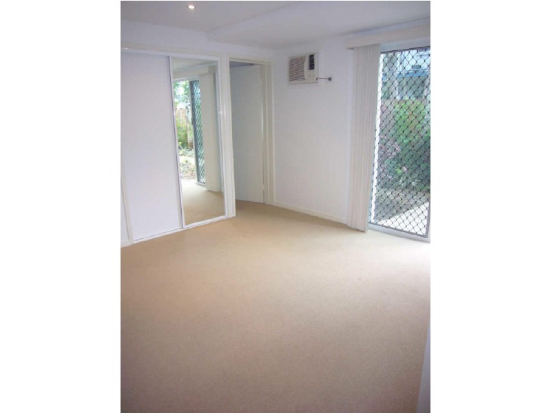 102/497 Varley Street, Yorkeys Knob QLD 4878
