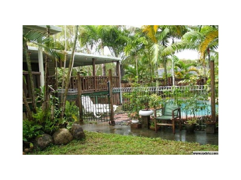 10 Caddy Street, Yorkeys Knob QLD 4878