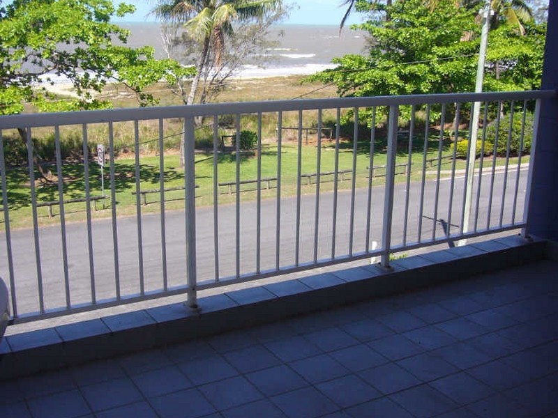 6/53 Sims Esplanade, Yorkeys Knob QLD 4878