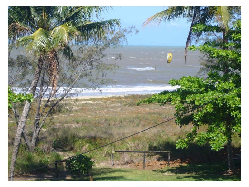 6/53 Sims Esplanade, Yorkeys Knob QLD 4878