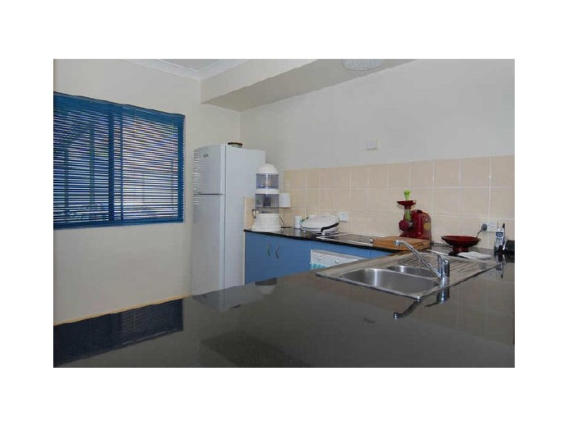 11/16-20 Ray Street, Yorkeys Knob QLD 4878