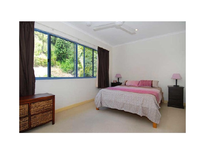 11/16-20 Ray Street, Yorkeys Knob QLD 4878