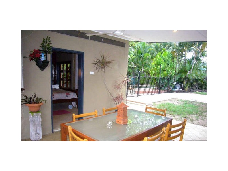 17 Morgan Street, Yorkeys Knob QLD 4878