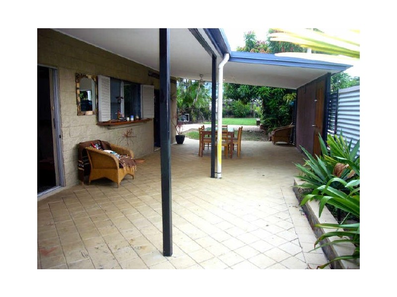 17 Morgan Street, Yorkeys Knob QLD 4878