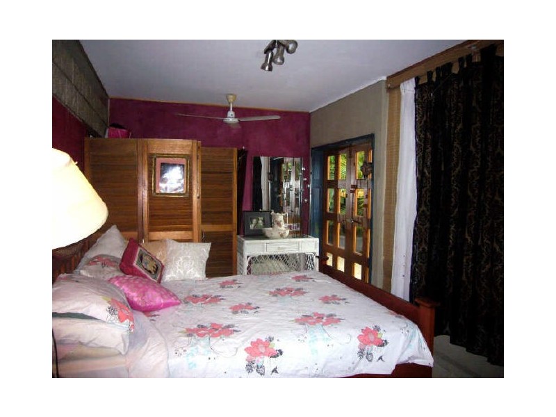 17 Morgan Street, Yorkeys Knob QLD 4878