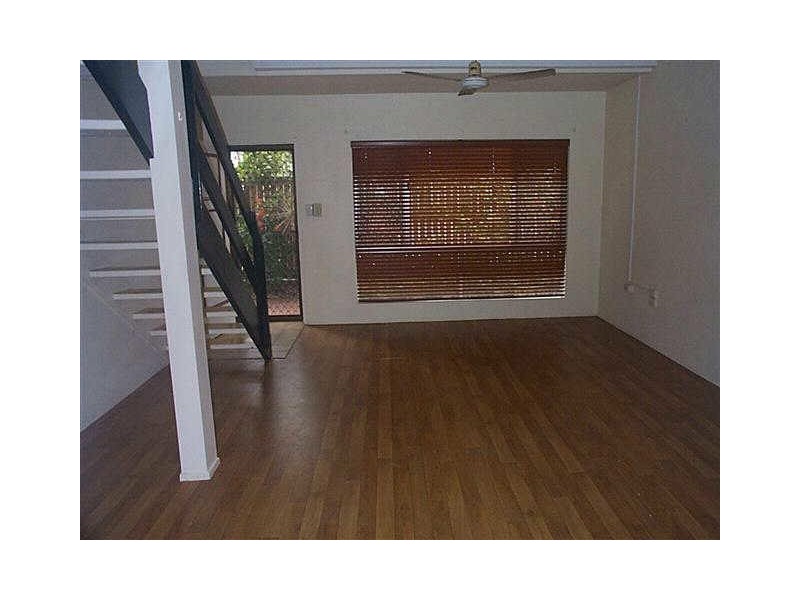 9/28 Fairweather Street, Yorkeys Knob QLD 4878