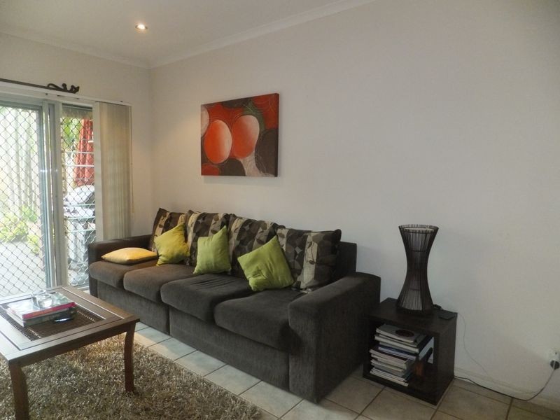 2/54 Best Street, Yorkeys Knob QLD 4878