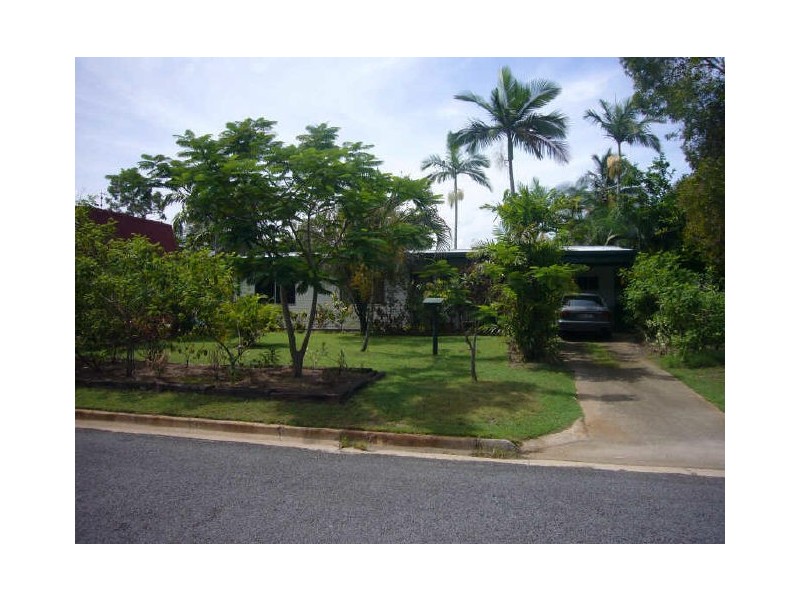 3 Golf Street, Yorkeys Knob QLD 4878