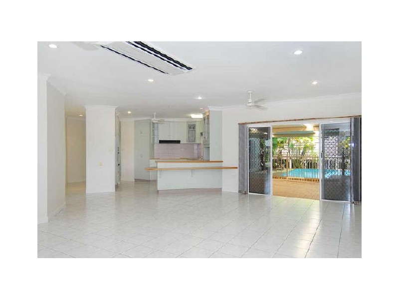 26 Sidlaw Street, Smithfield QLD 4878