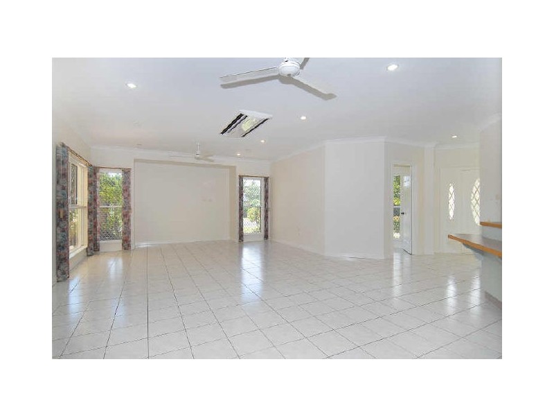 26 Sidlaw Street, Smithfield QLD 4878