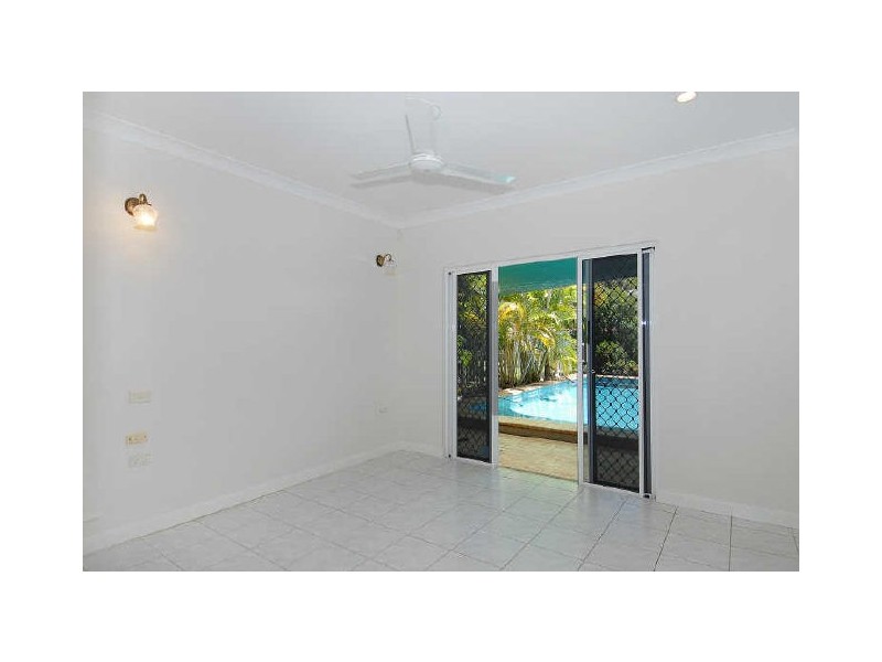 26 Sidlaw Street, Smithfield QLD 4878