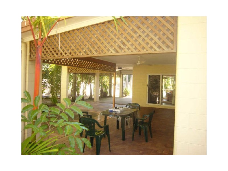 18 Morgan Street, Yorkeys Knob QLD 4878