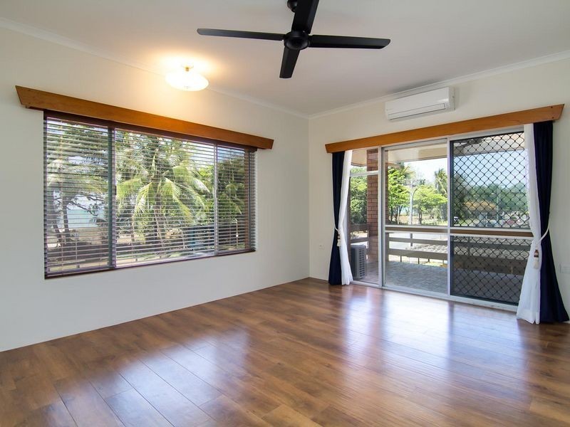 1/49 Sims Esplanade, Yorkeys Knob QLD 4878