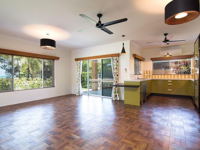 1/49 Sims Esplanade, Yorkeys Knob QLD 4878