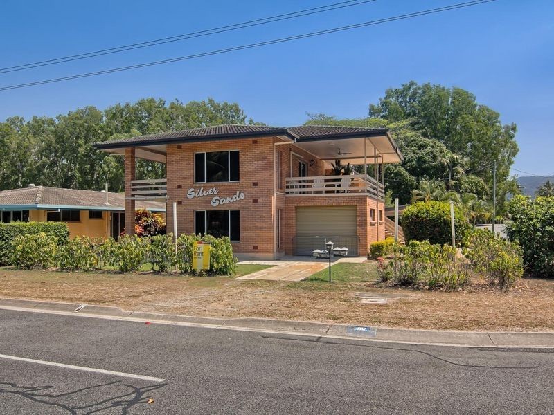 1/49 Sims Esplanade, Yorkeys Knob QLD 4878