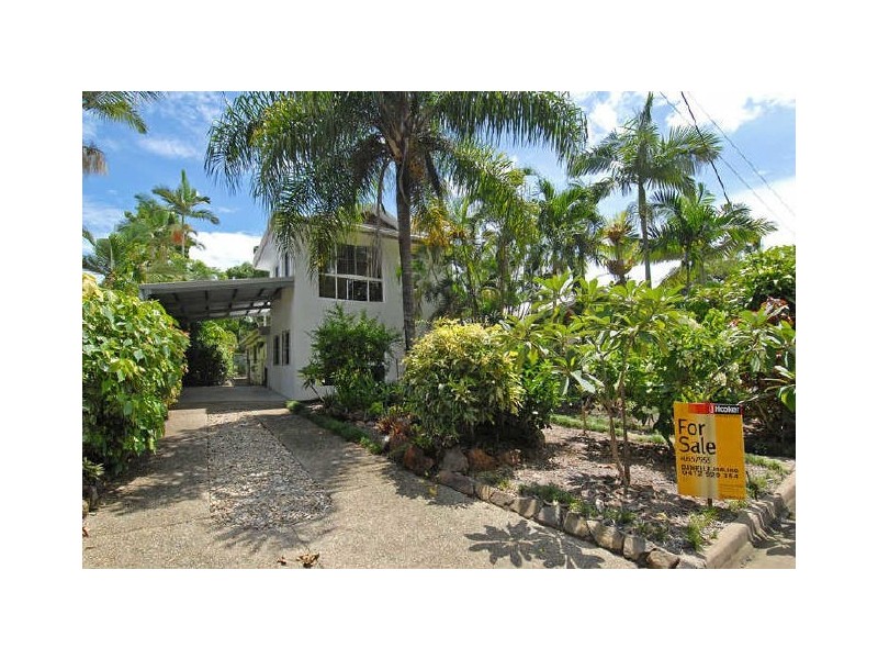 41 Willow Street, Holloways Beach QLD 4878