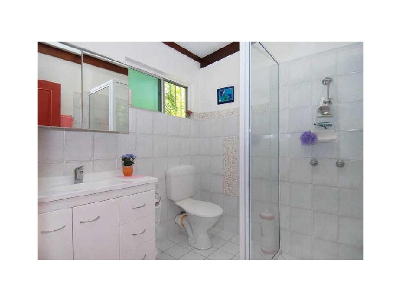 41 Willow Street, Holloways Beach QLD 4878