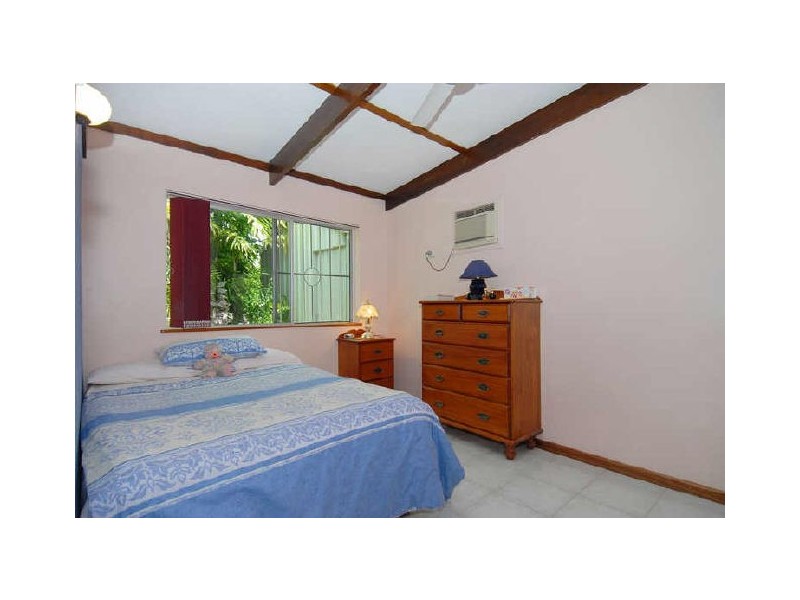 41 Willow Street, Holloways Beach QLD 4878
