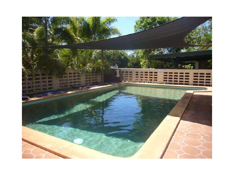 4/102 Wisteria Street, Holloways Beach QLD 4878