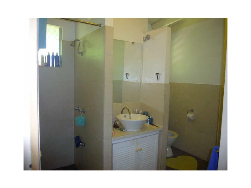 4/102 Wisteria Street, Holloways Beach QLD 4878