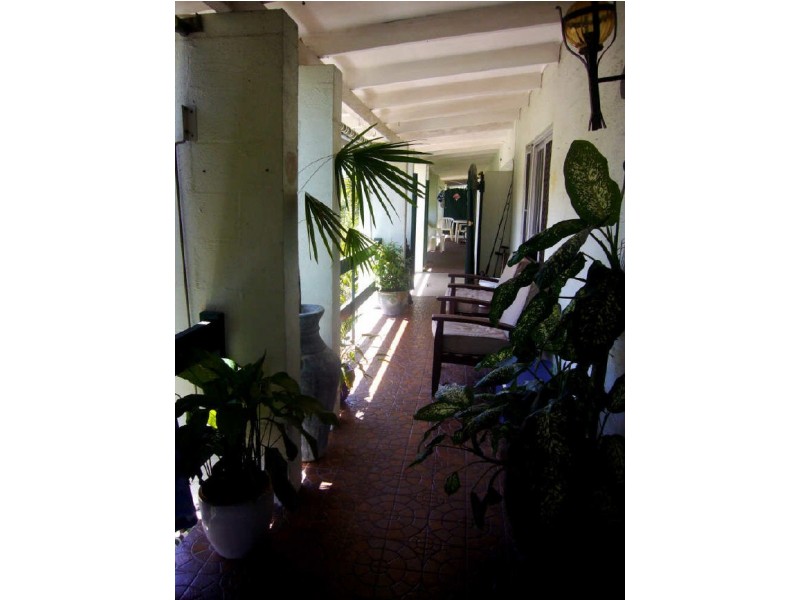 4/102 Wisteria Street, Holloways Beach QLD 4878