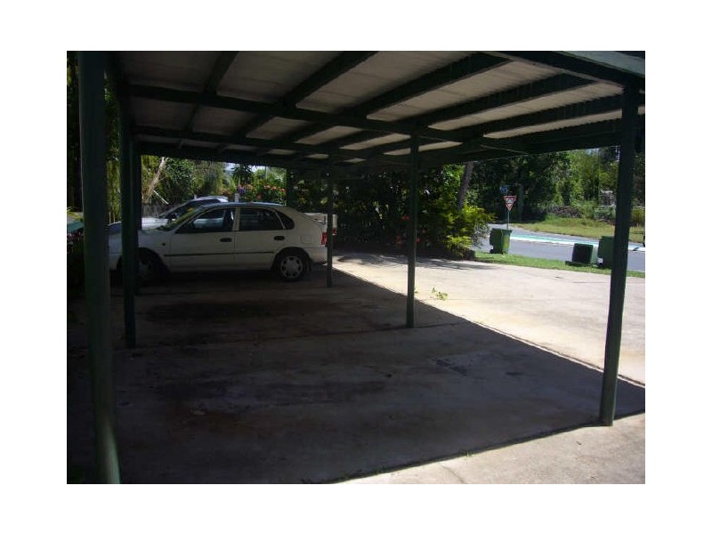 4/102 Wisteria Street, Holloways Beach QLD 4878