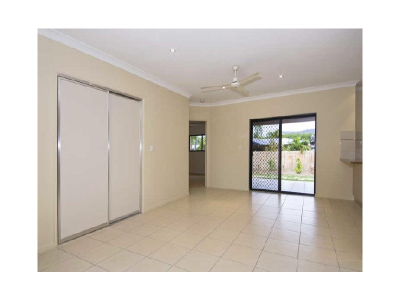 9 Norfolk, Holloways Beach QLD 4878