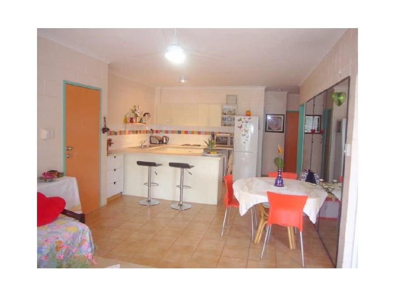 6/542 Varley Street, Yorkeys Knob QLD 4878