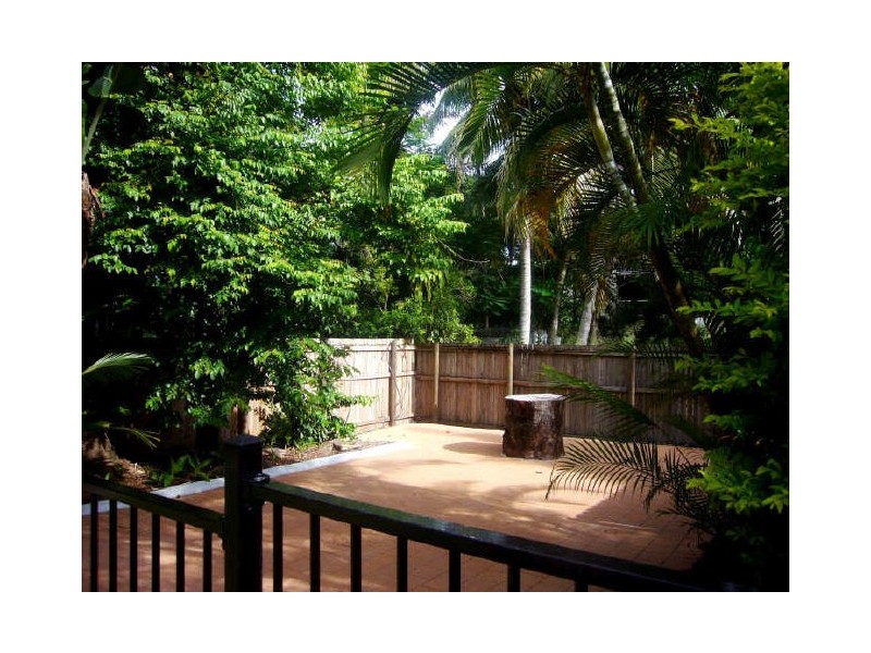 6/542 Varley Street, Yorkeys Knob QLD 4878