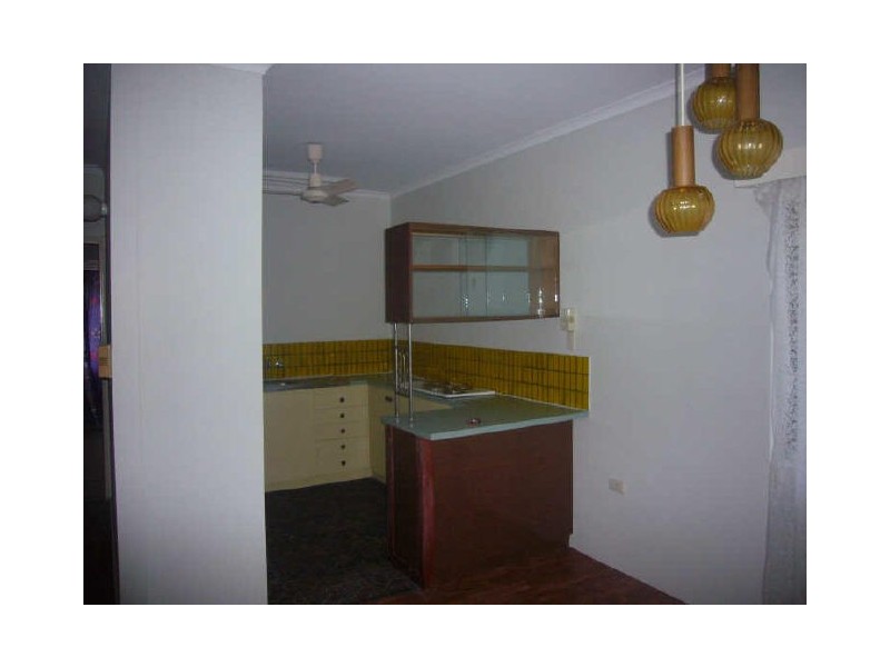 6 Birdie Close, Yorkeys Knob QLD 4878