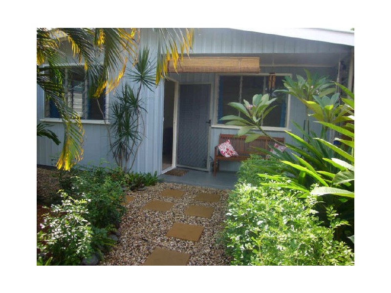 26 Best Street, Yorkeys Knob QLD 4878