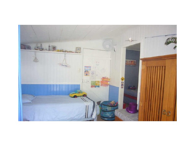 26 Best Street, Yorkeys Knob QLD 4878