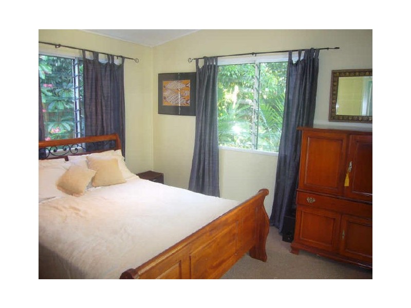 26 Best Street, Yorkeys Knob QLD 4878