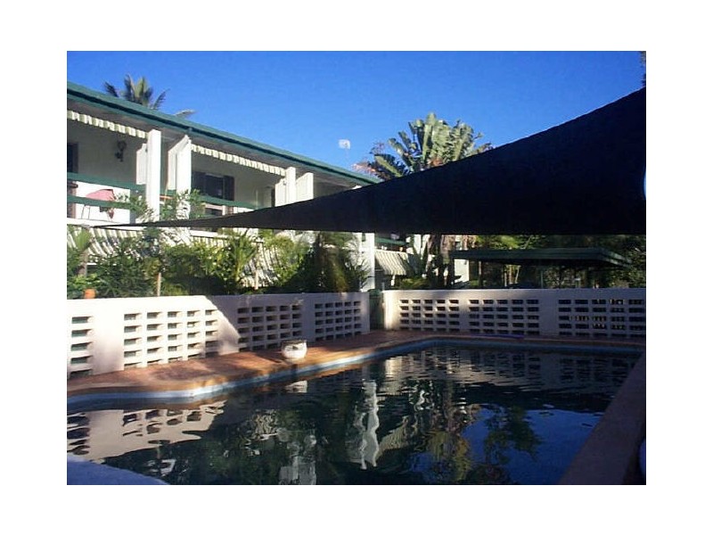 1/102 Wistaria, Holloways Beach QLD 4878