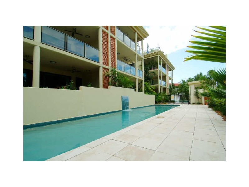 8/33 Sims Esplanade, Yorkeys Knob QLD 4878