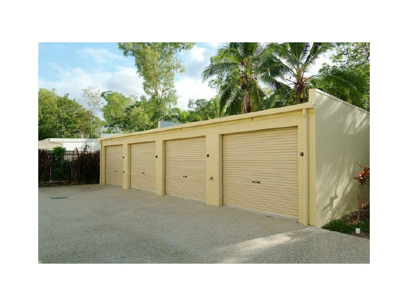 8/33 Sims Esplanade, Yorkeys Knob QLD 4878