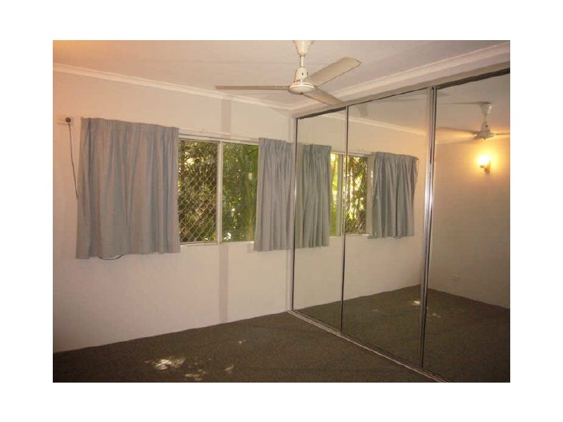 16/1 Ray Street, Yorkeys Knob QLD 4878